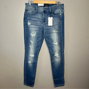 Judy Blue Skinny Fit Mid Rise Distressed Jeans Size 15/32 JB8261MD Stretch